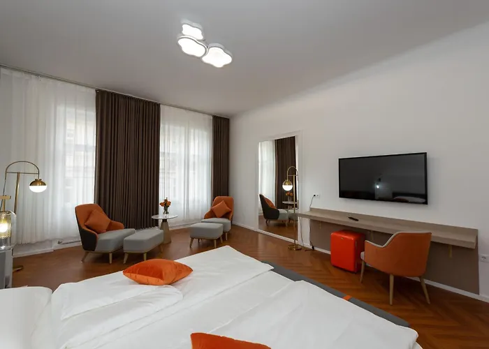 Hotel Elias *